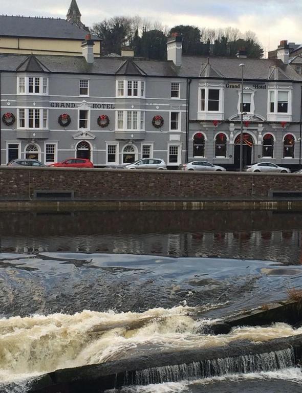 Grand Hotel Fermoy Exterior foto